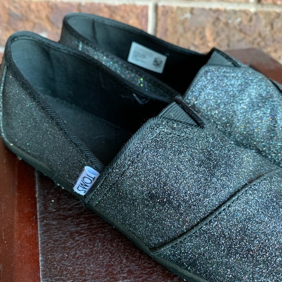 TOMS Youth Slip on Alpargata Black Glitter Shoes - Picture 3 of 11